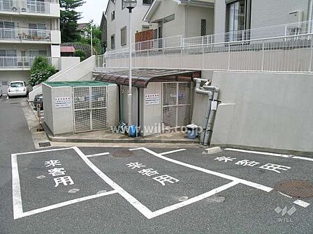 来客用駐車場