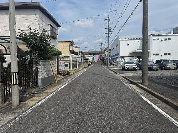 徒歩圏内にスー...