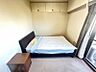 室内：バルコニーに面したお部屋は明るく風も入るので快適にお過ごしいただけます◎