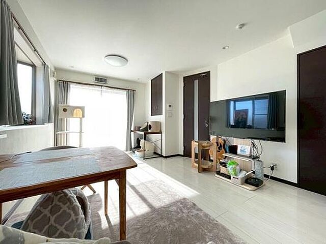 リビング/ダイニング 東大和市狭山5丁目