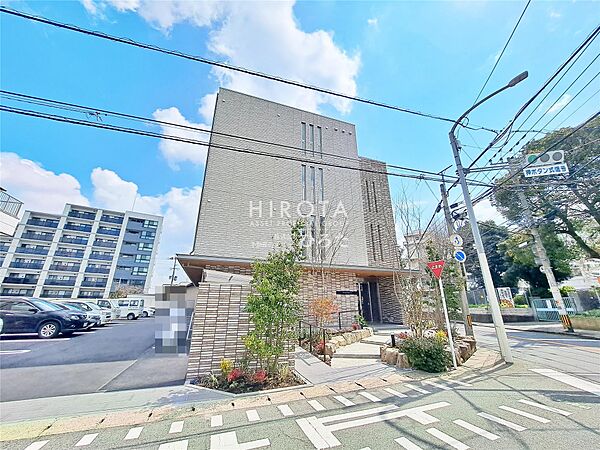 Heritage Takamine ｜福岡県北九州市小倉北区高峰町(賃貸マンション2LDK・2階・84.76㎡)の写真 その3