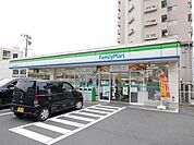 ファミリーマート／小倉上到津二丁目店 (433m)