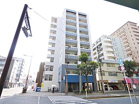 ラフィーネ金田  ｜ 福岡県北九州市小倉北区金田2丁目（賃貸マンション1LDK・2階・36.77㎡） その1