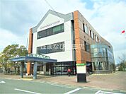 豊田市役所上郷支所 2073m