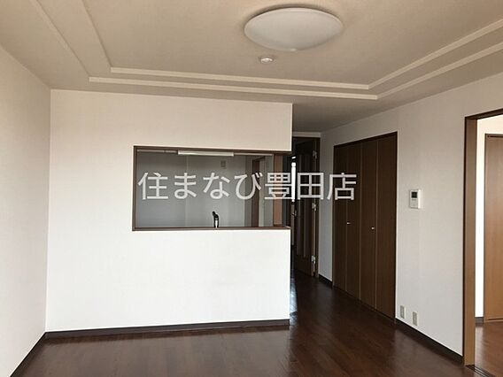 インペリアルコート岡田_内装_2