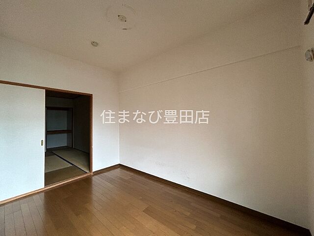 洋室