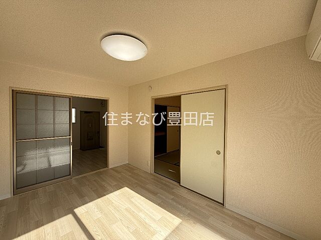 洋室