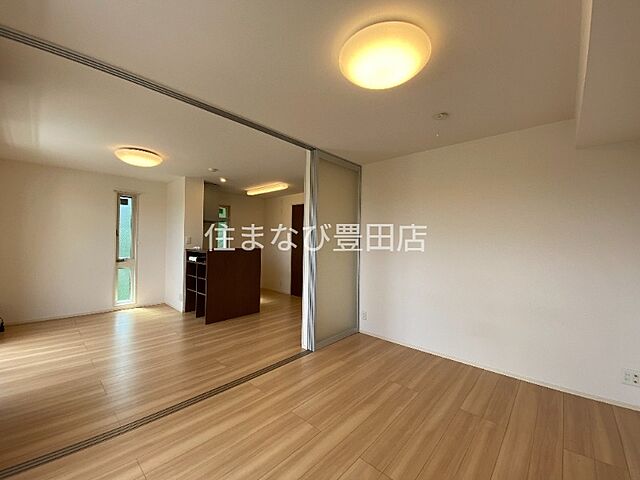 洋室