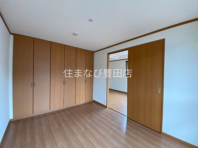 洋室