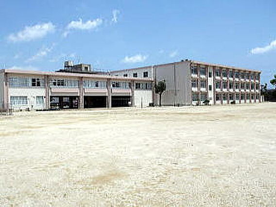 津市立一身田中...