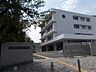周辺：四日市市立西笹川中学校（930m）