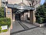 エントランス：マンションエントランス