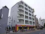 ★大きな通り沿いで安心★