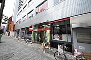 三菱東京UFJ銀行小金井支店 213m