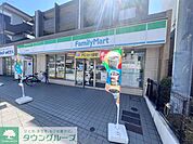 ファミリーマート中田駅前店 徒歩3分。コンビニ 200m