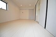 ★駅から徒歩8分★買い物施設充実な物件★