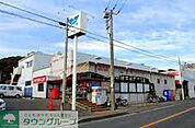 やまか津西店 徒歩8分。スーパー 580m