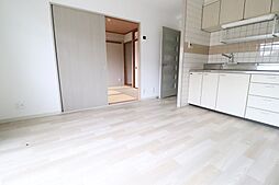 ベルエーヌII 3階2DKのリビング/ダイニング