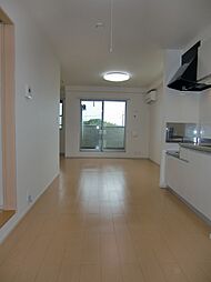 アルドーレ 307 3階1LDKのリビング/ダイニング