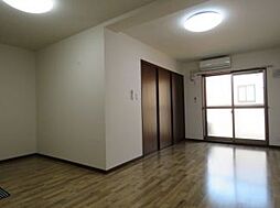 Anesis守山III 2階1LDKのリビング/ダイニング