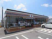 セブンイレブン　岡町（354m）