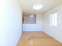 近江鉄道八日市線 八日市駅 4.5kmの賃貸アパート 2階2LDKのリビング/ダイニング