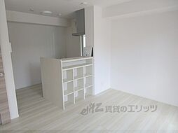 JR東海道・山陽本線 草津駅 徒歩7分の賃貸アパート 1階1LDKのリビング/ダイニング