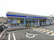 ローソン　大津大平一丁目店まで600メートル