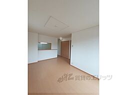 ボンヌ　ジュルネ 1階1LDKのリビング/ダイニング