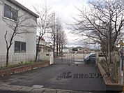 下阪本幼稚園まで2200メートル