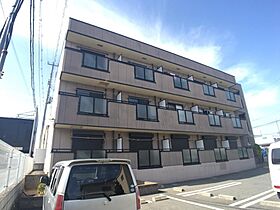 ファミール 203 ｜ 大阪府和泉市池上町907-7（賃貸マンション1R・3階・27.80㎡） その1