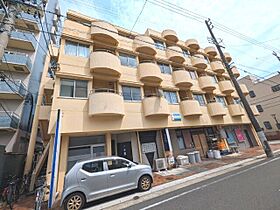 静岡県浜松市中央区元浜町（賃貸マンション1K・1階・26.40㎡） その1