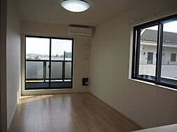 JR東海道・山陽本線 守山駅 バス27分 みずほ団地口下車 徒歩4分の賃貸アパート 2階1LDKのリビング/ダイニング