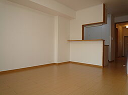 モンプーカ28 1階ワンルームのリビング/ダイニング