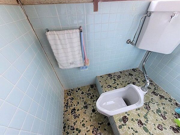 トイレを拡大表示