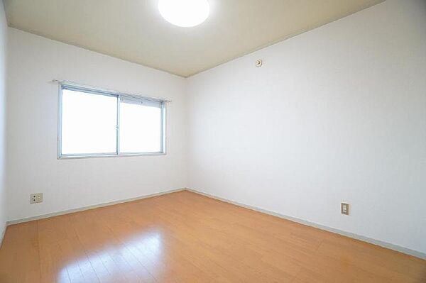 apartment 群馬県高崎市高関町
高関町の賃貸情報を見る
物件地図