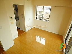 東京メトロ丸ノ内線 御茶ノ水駅 徒歩7分の賃貸マンション 7階1Kのリビング/ダイニング