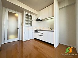 JR総武線 市ケ谷駅 徒歩4分の賃貸マンション 14階1DKのリビング/ダイニング