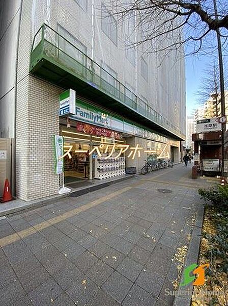 画像19:ファミリーマート駒形一丁目店 徒歩6分。 420m