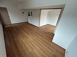 メトロステージ亀有 303 3階2LDKのリビング/ダイニング