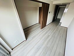 YIELD OUJIKAMIYA 6階1DKのリビング/ダイニング