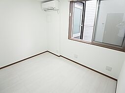 リバージュ千住大橋 201 2階1Kのリビング/ダイニング