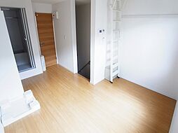 ヴェルミオン 202 2階ワンルームのリビング/ダイニング