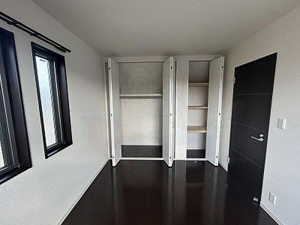 detached 東京都三鷹市新川６丁目

地図を見る