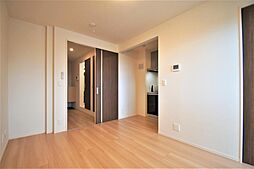 skye S1 4階ワンルームのリビング/ダイニング