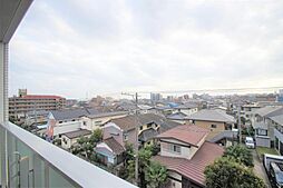 南西向きの眺望、前面棟無しで日当たり良好です。