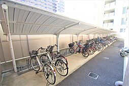 敷地内屋根付き駐輪場