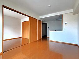 グラン・ドミール小田原山本丁 10階1LDKのリビング/ダイニング