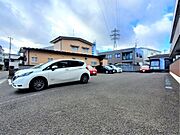 敷地内平置き駐車場
