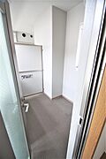 バルコニーは北西向きです。